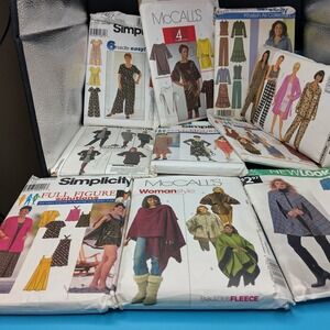 Vintage Sewing Pattern Lot McCalls Simplicity New Look Plus Size Pajamas Dresses